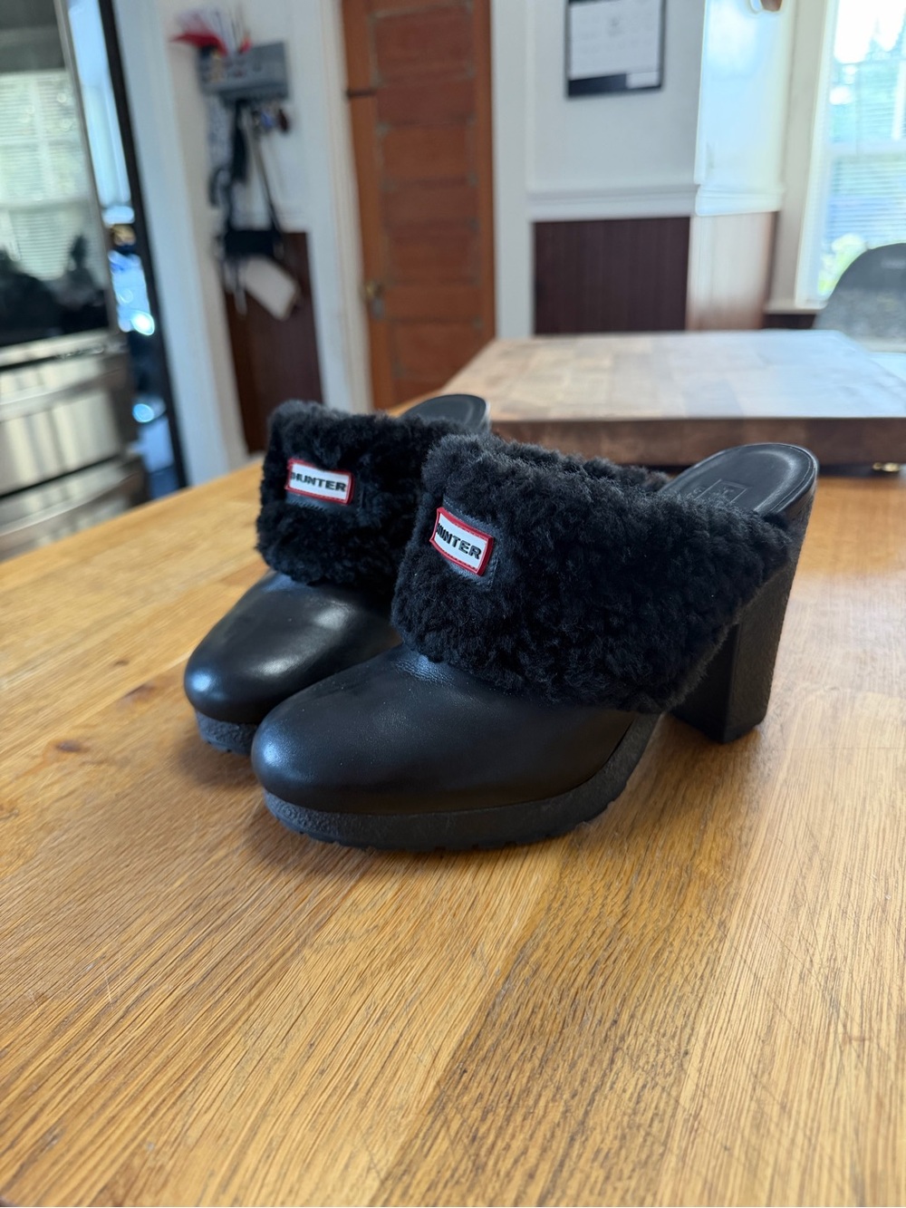Hunter Bruson Shearling Lined Leather Clogs Mule Clogs Platform Closed Toe SZ 5